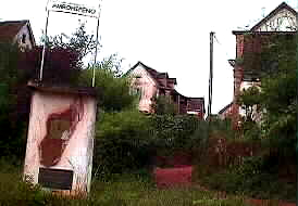 Ambohipeno, Antananarivo, Madagascar,
L entree du village - Pensee Chretienne Villages des Hautes Terres centrales, Madagascar - Ambohipeno Ambohimanambola, Ankorona Ambatomanga, Antsakaviro Ankadinandriana - Pensee Chretienne, webmaster Ratsimbazafy Ravo Nomenjanahary, Ravo.Madagascar